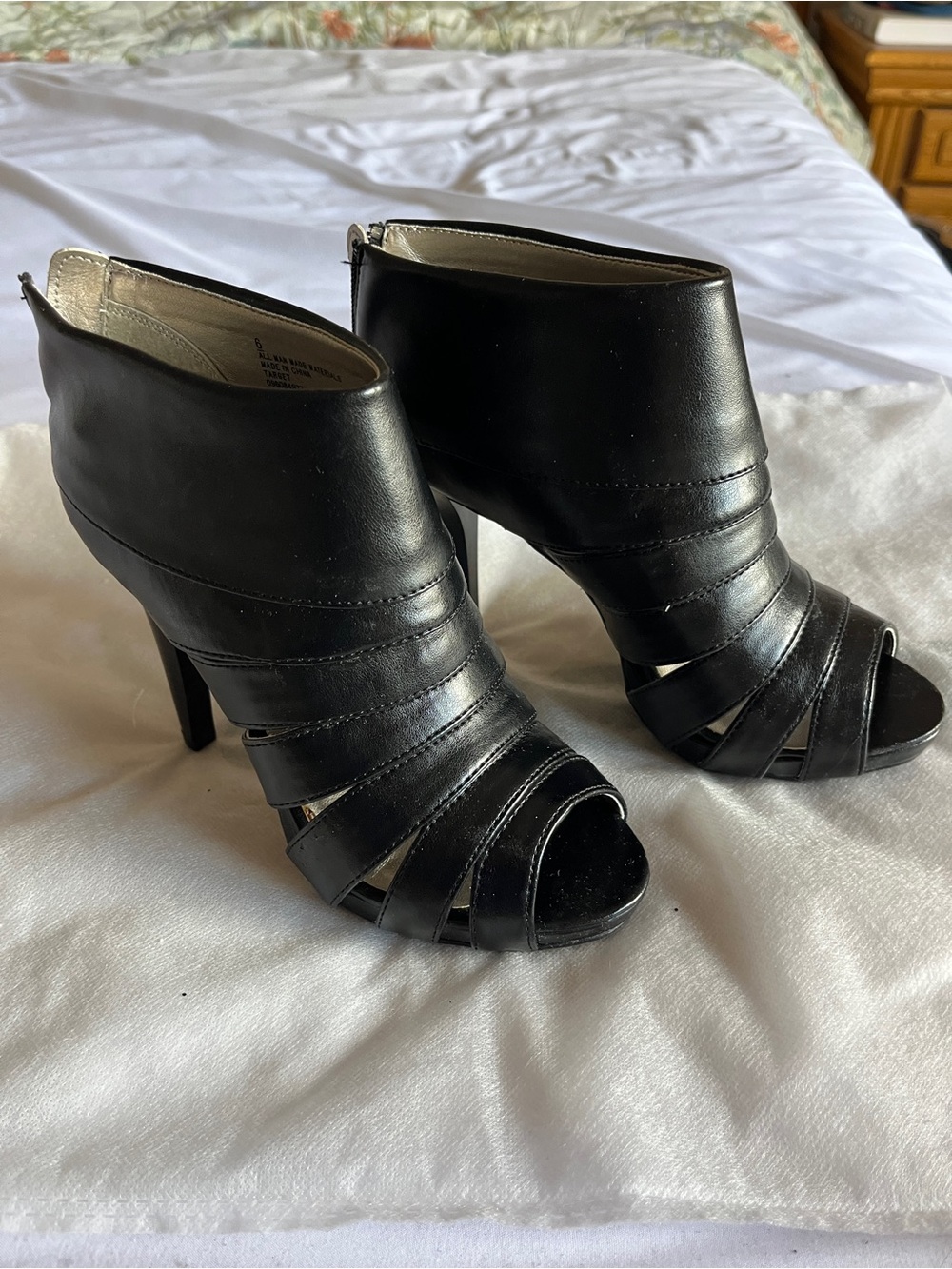 Mossimo Size 6 Black Strappy Peep Toe High Heel Ankle Booties Zipper Back